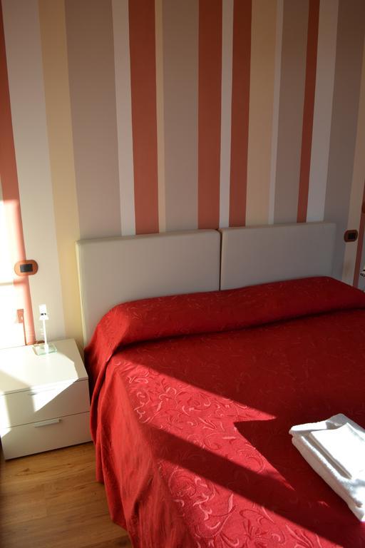 Hotel Nonna Adriana Lucca Esterno foto